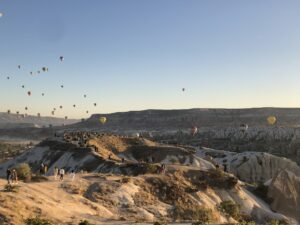 Goreme envolée de montgolfieres