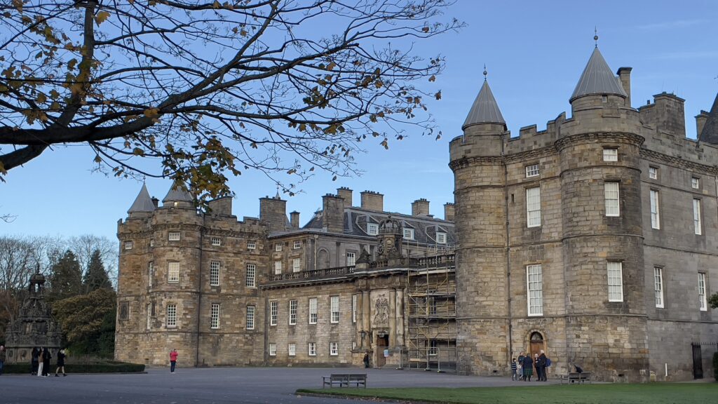 holyrood palace edimbourg